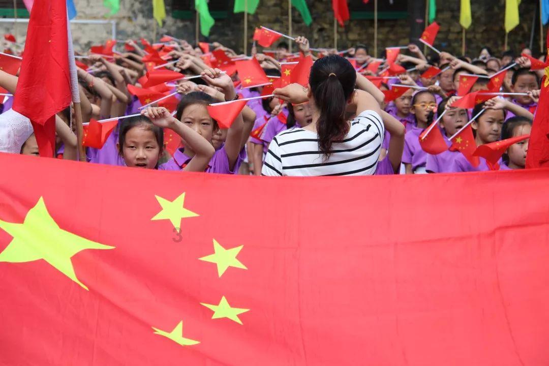 为什么女生失恋了容易走不出来？游戏画面